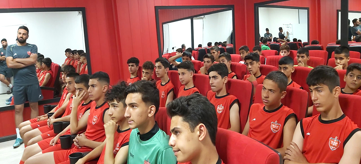 گزارش تصویری دیدار نونهالان پرسپولیس - نونهالان حامی - 5 اسفند 1401